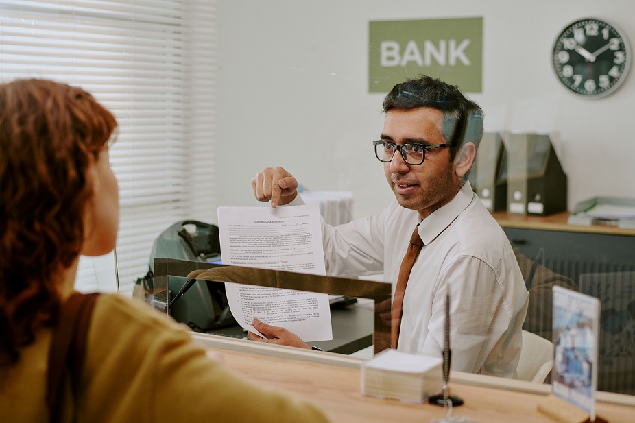 How to Choose a Bank